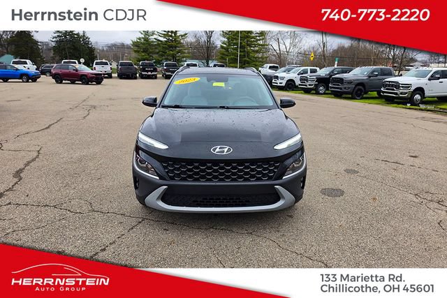 Used 2023 Hyundai Kona SEL w/ Cargo Package AWD/4WD image 2