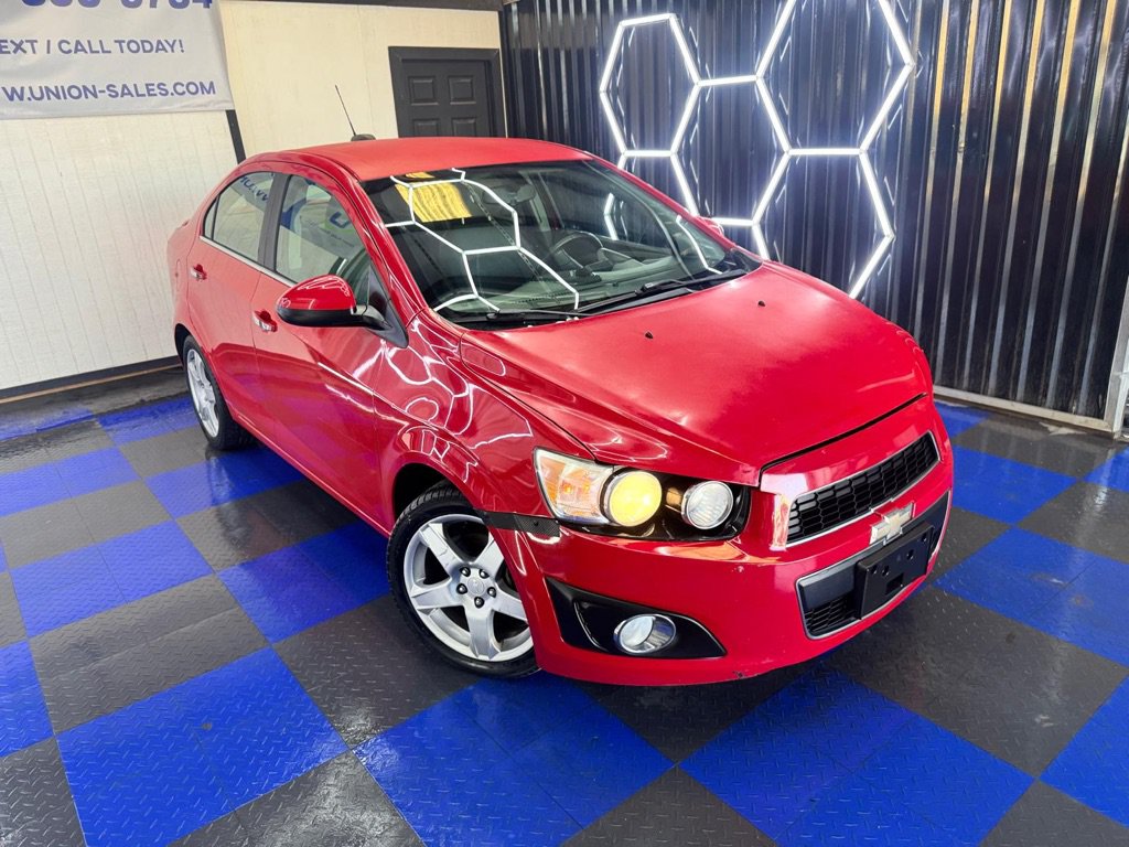 Used 2016 Chevrolet Sonic LTZ FWD image 8