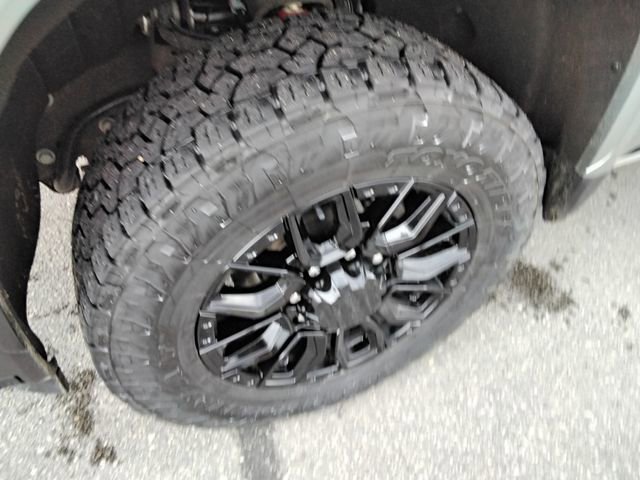 Used 2025 GMC Sierra 2500 Denali Ultimate AWD/4WD image 12