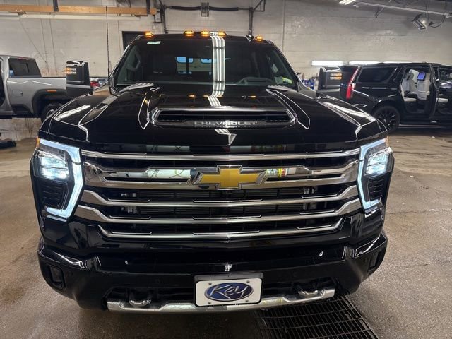 New 2026 Chevrolet Silverado 2500 High Country w/ Technology Package AWD/4WD image 2