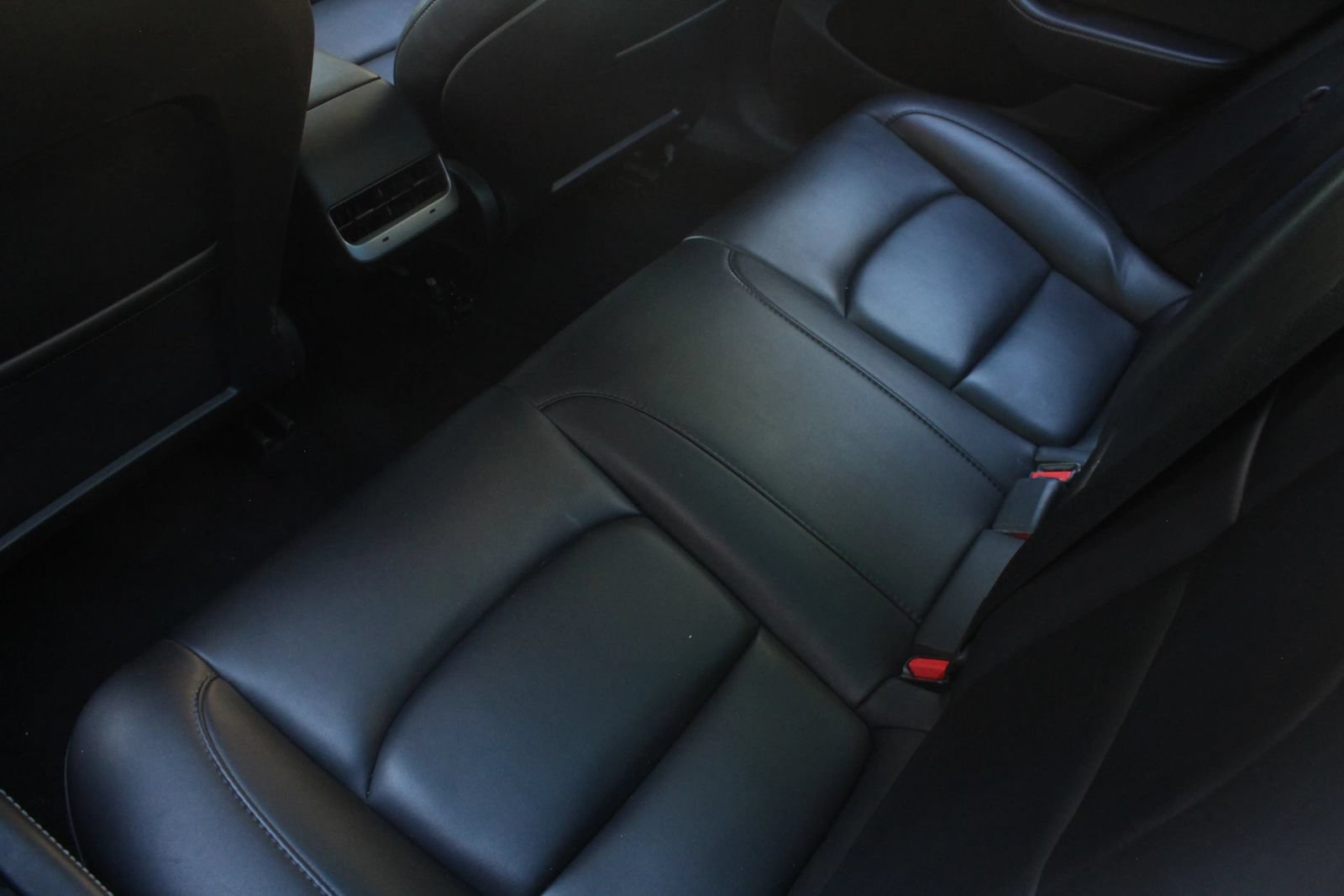Used 2023 Tesla Model 3 Standard Range RWD image 19
