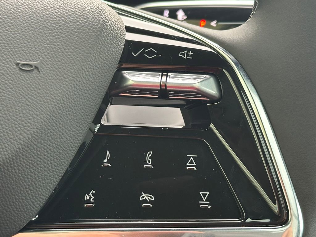 New 2026 Cadillac Vistiq Sport image 35