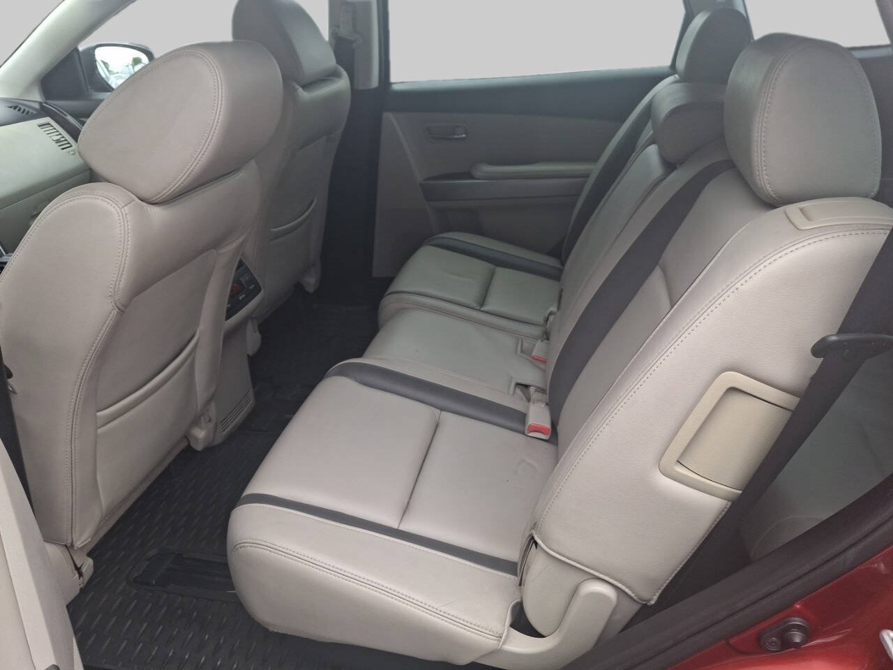 Used 2011 MAZDA CX-9 Grand Touring w/ Moonroof & Bose Audio Pkg AWD/4WD image 13