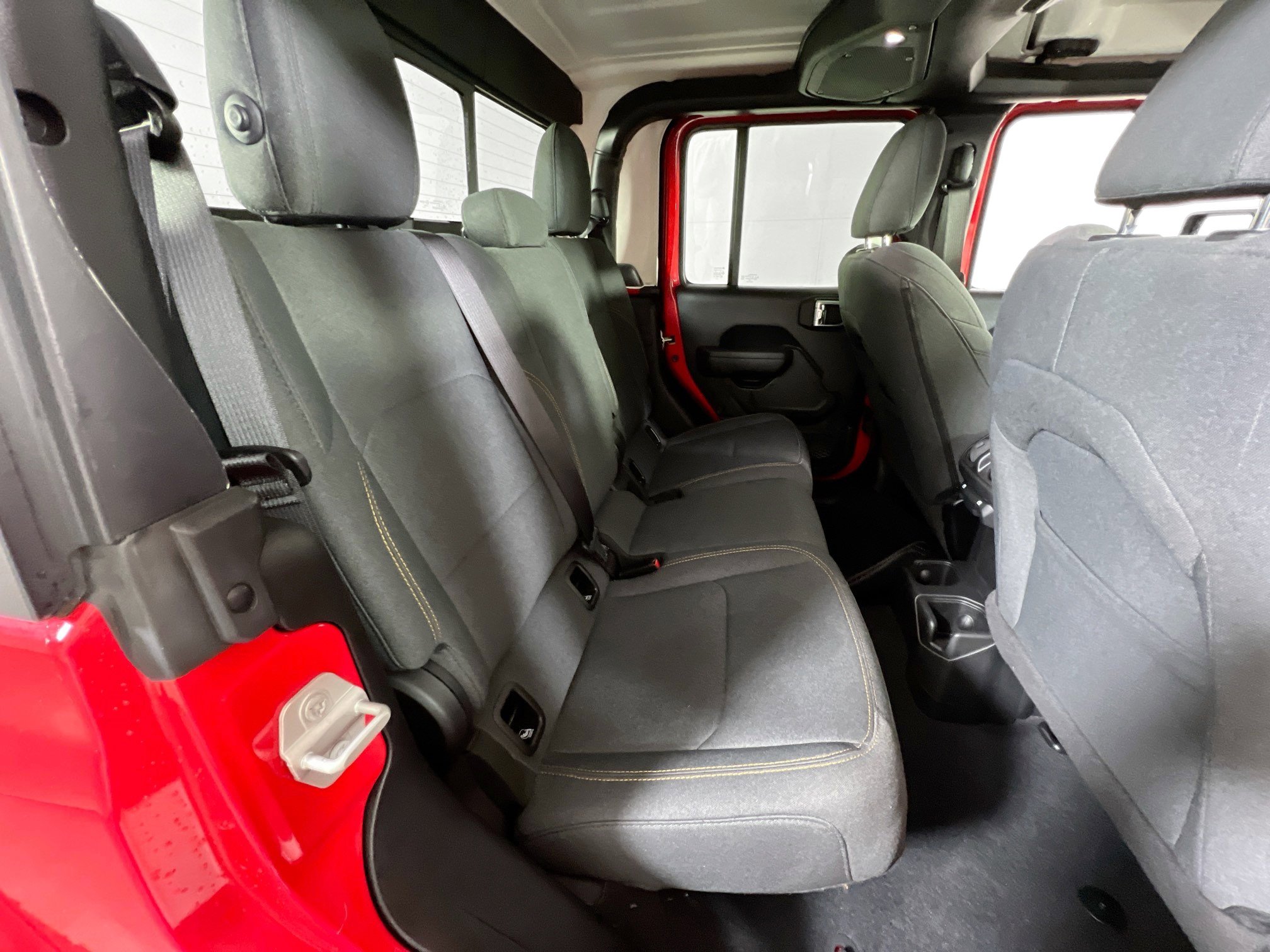 Used 2024 Jeep Gladiator Sport image 25