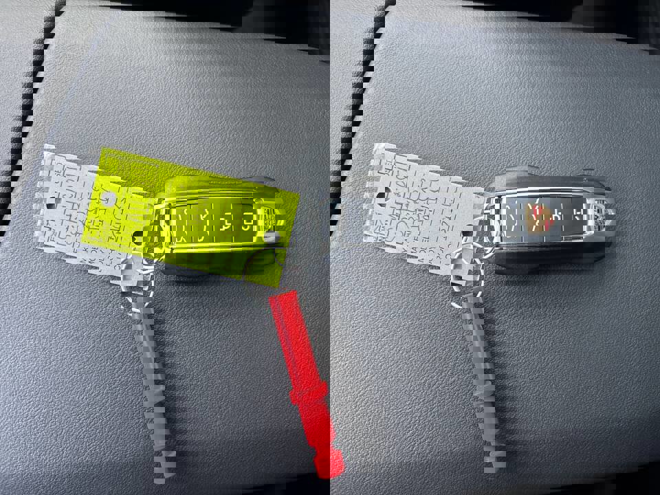 New 2025 Porsche Taycan image 22