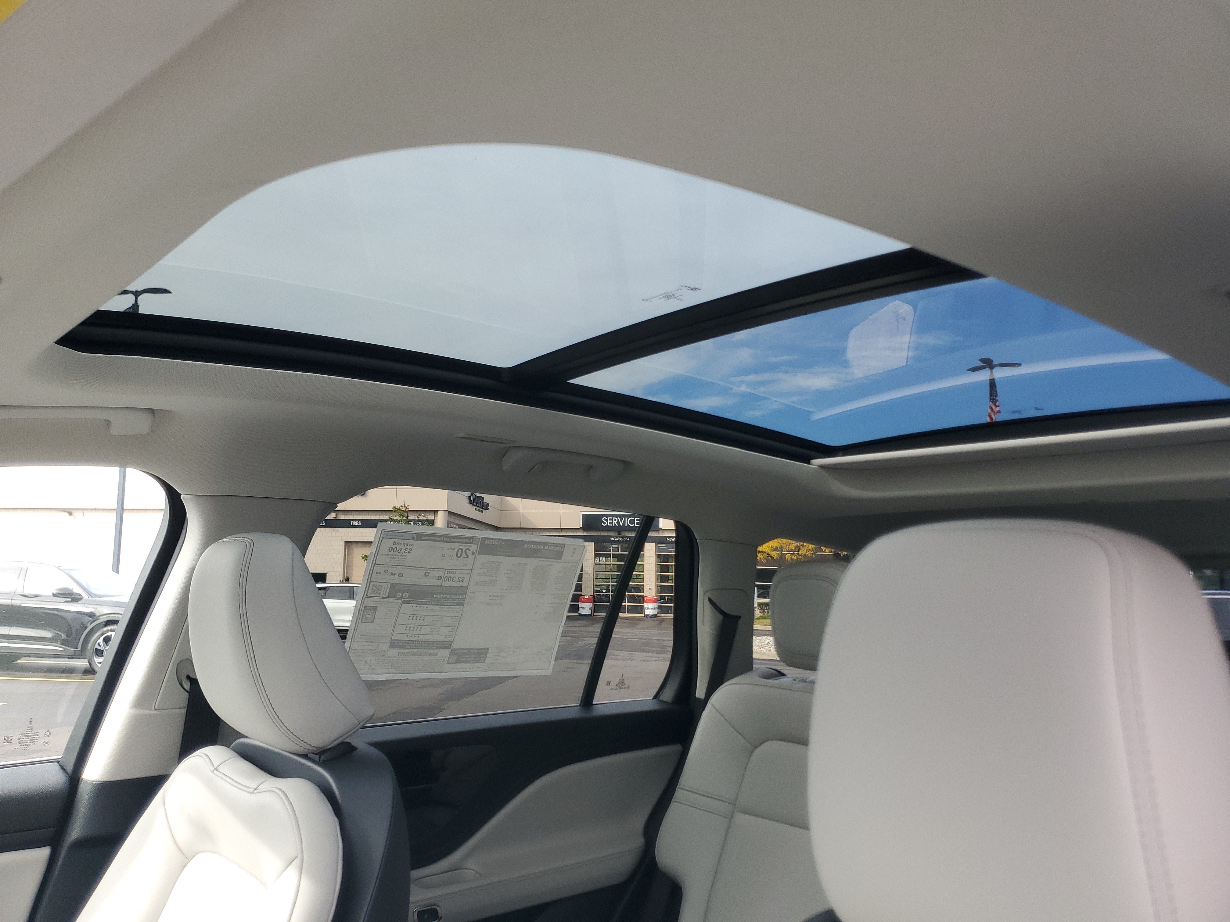 New 2027 Lincoln Aviator AWD image 10