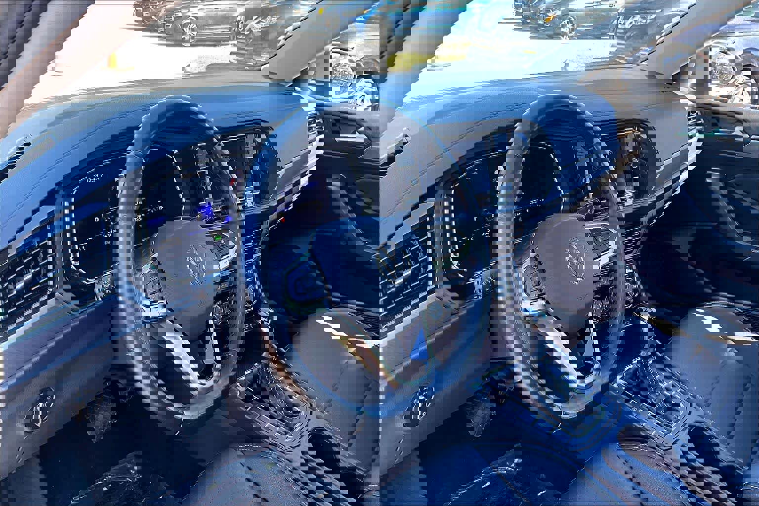 Used 2024 Volkswagen Jetta SE image 16