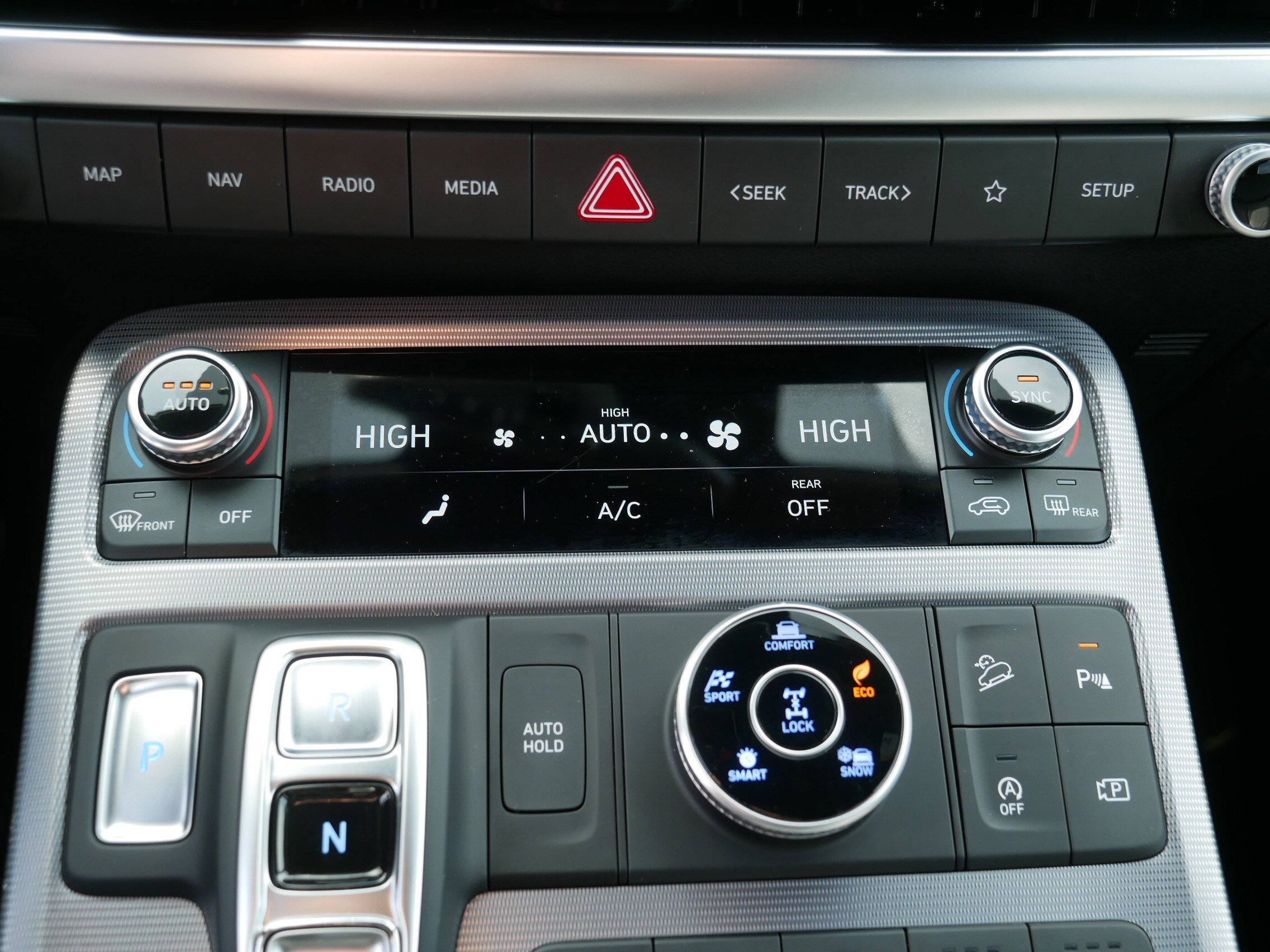 Used 2023 Hyundai Palisade Calligraphy w/ Winter Package AWD/4WD image 23