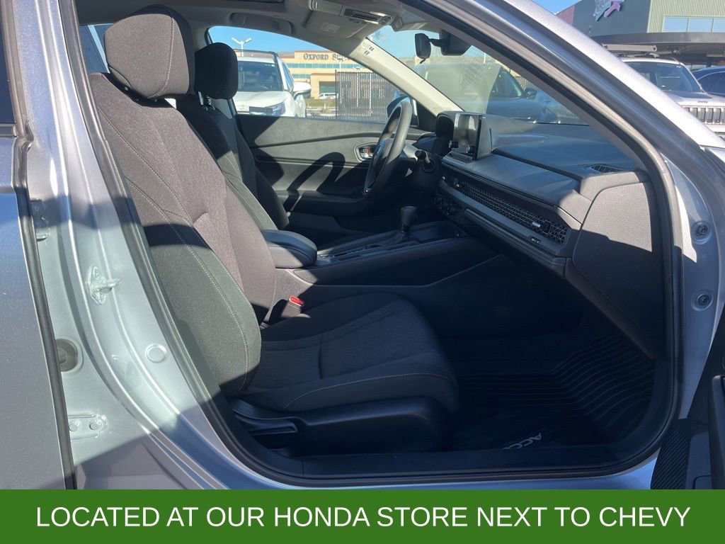 Used 2023 Honda Accord EX image 26