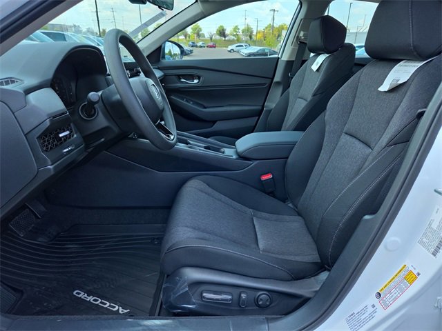 New 2025 Honda Accord SE image 5