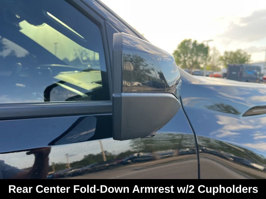 Used 2025 GMC Canyon AT4 w/ Technology Plus Package AWD/4WD image 38