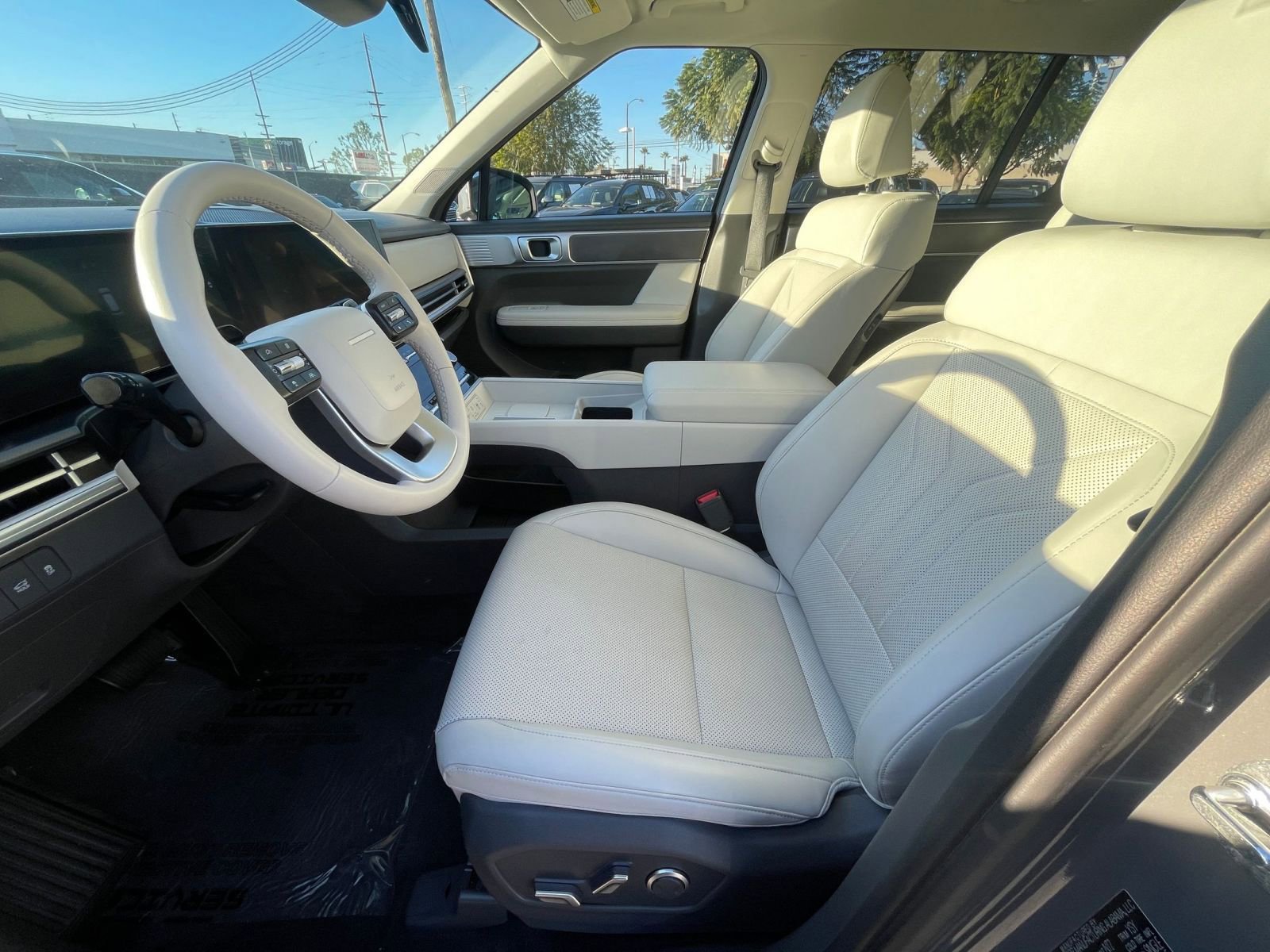 Used 2025 Hyundai Santa Fe SEL image 29