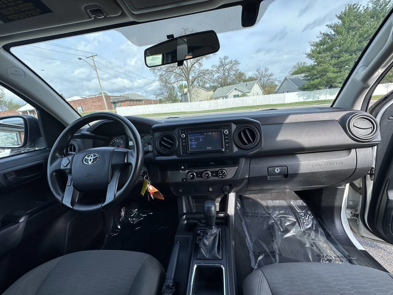 Used 2016 Toyota Tacoma SR RWD image 13