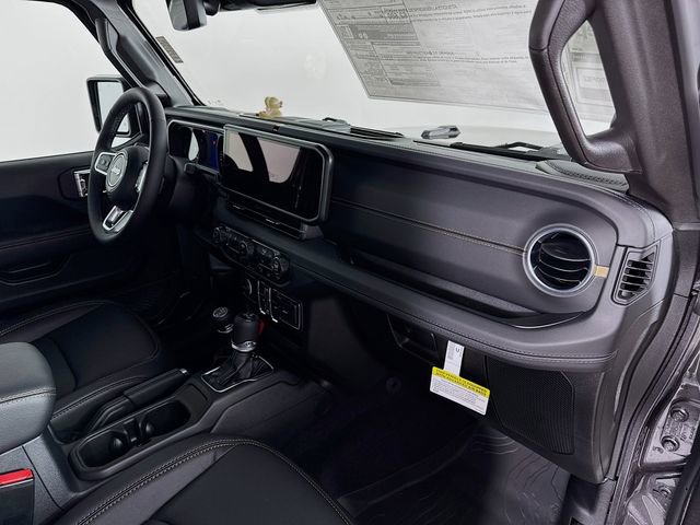 New 2025 Jeep Wrangler Unlimited Sahara image 34