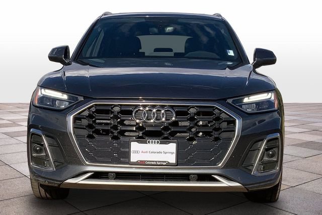 Used 2021 Audi Q5 e Premium Plus w/ Premium Plus Package AWD/4WD image 3