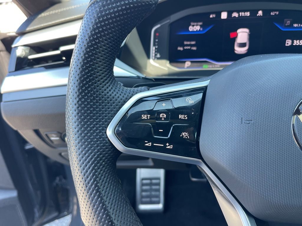 Used 2021 Volkswagen Arteon SEL Premium image 16