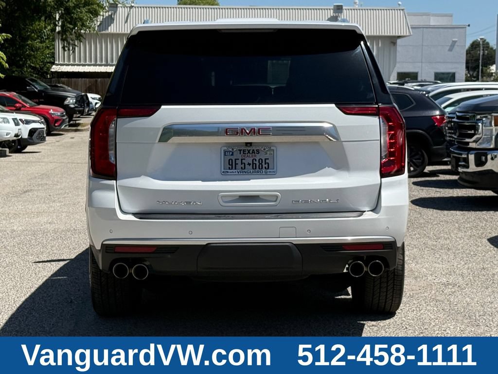 Used 2024 GMC Yukon Denali AWD/4WD image 12