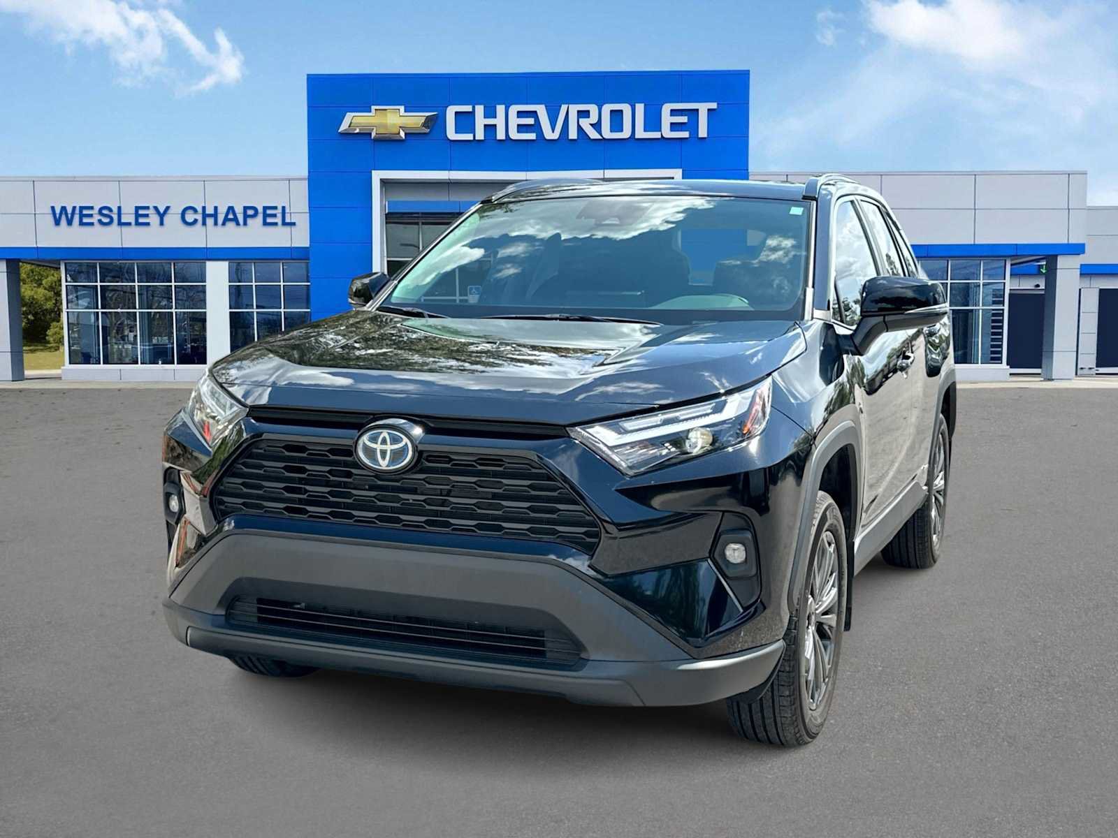 Used 2024 Toyota RAV4 XLE Premium w/ Weather Package AWD/4WD video 1