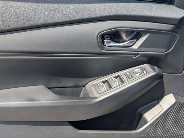 Used 2023 Honda Accord EX image 12