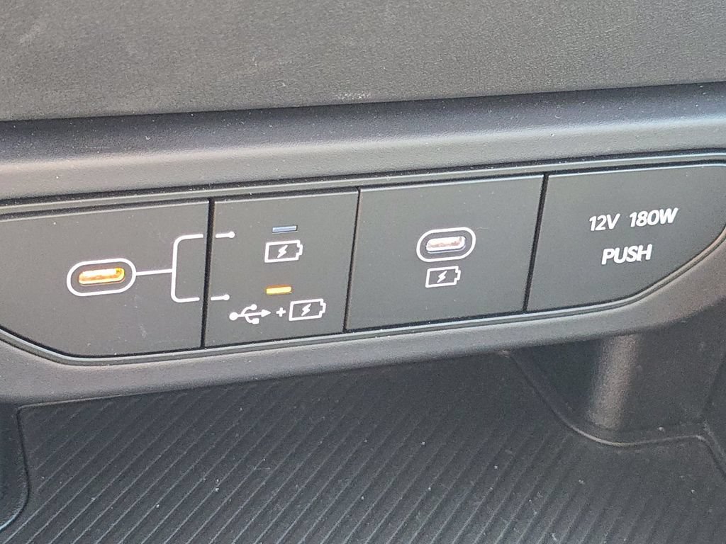 Used 2025 Kia K4 FWD image 4