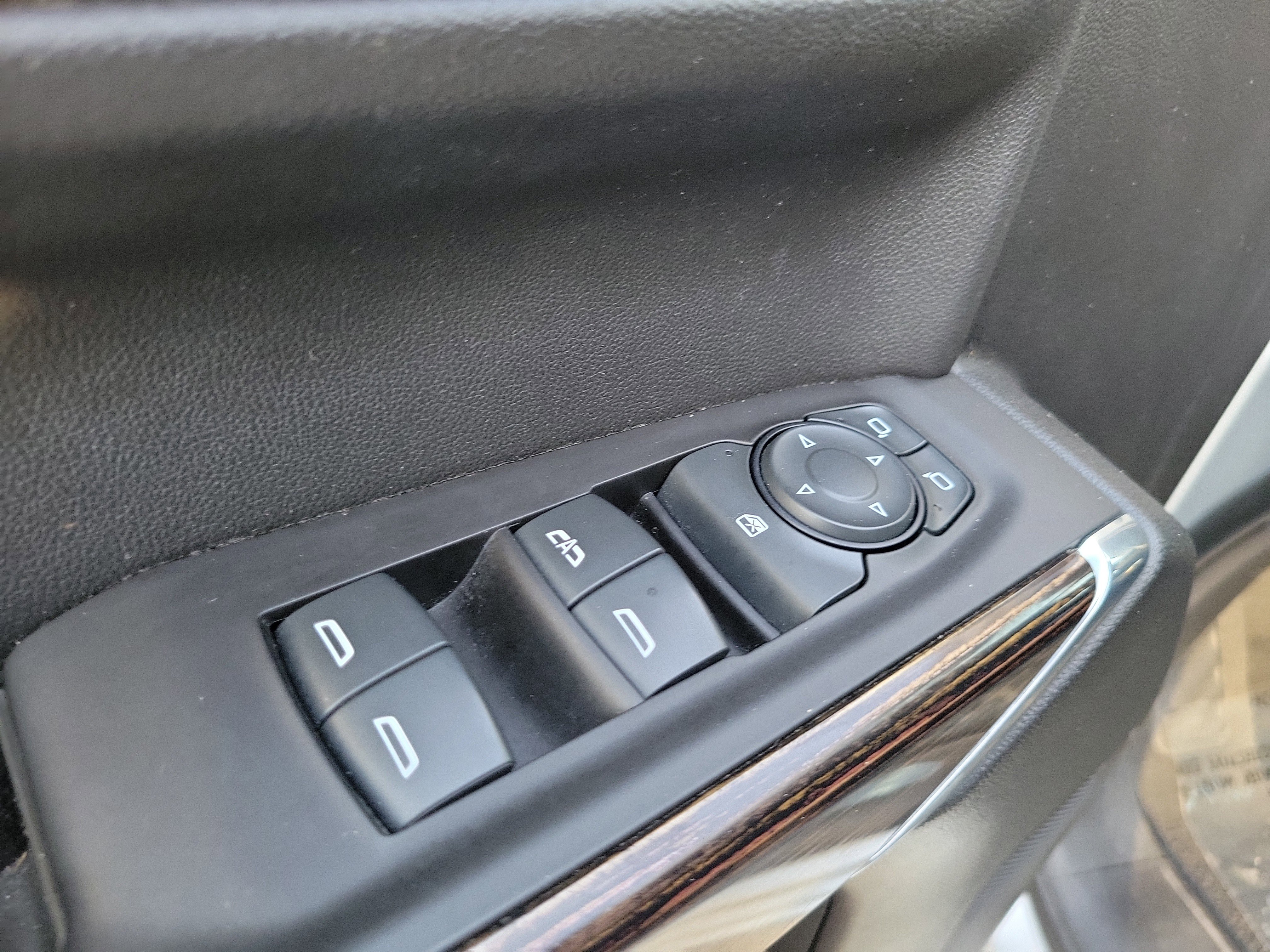 Used 2021 GMC Sierra 1500 Elevation image 22