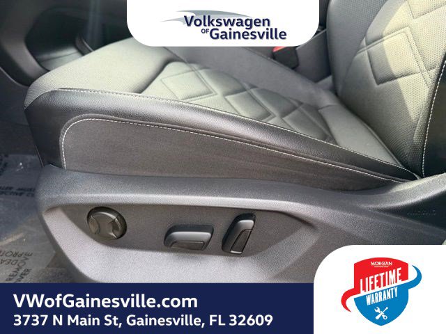 Certified 2025 Volkswagen Atlas SE image 20