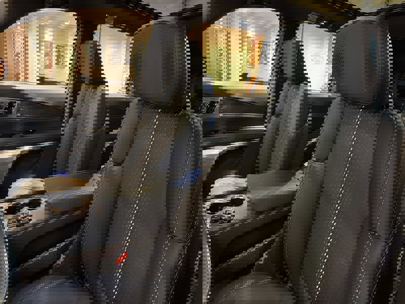 New 2026 Cadillac Vistiq Luxury image 14