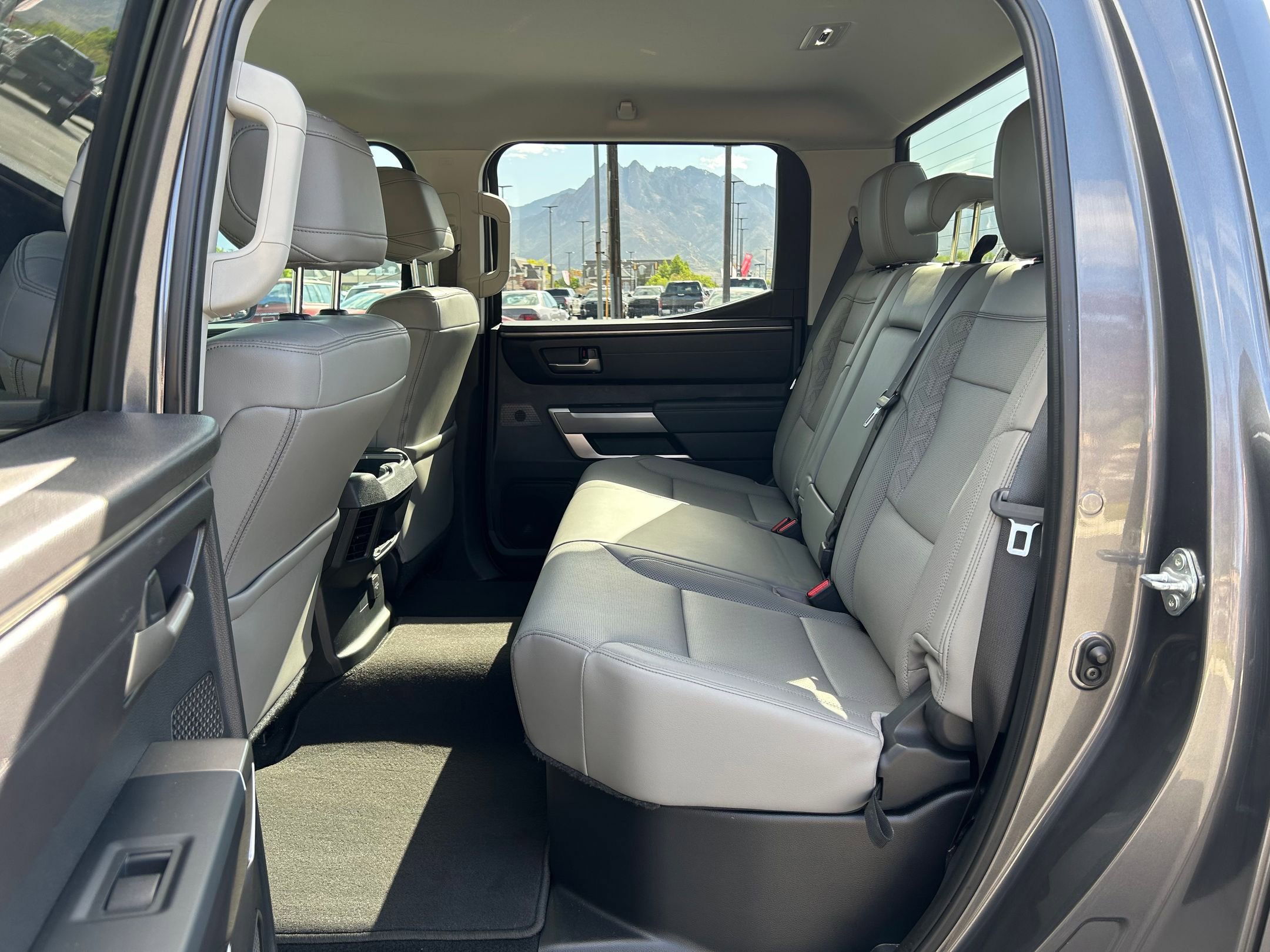 Used 2022 Toyota Tundra SR5 w/ Advanced Technology Package AWD/4WD image 24