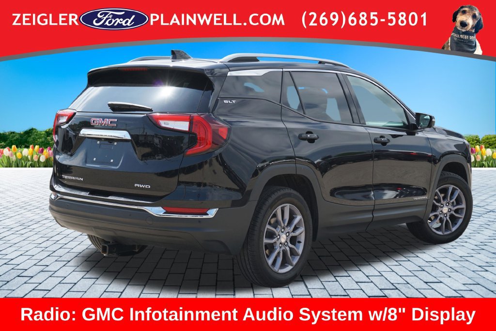 Used 2022 GMC Terrain SLT w/ Tech Package AWD/4WD image 5
