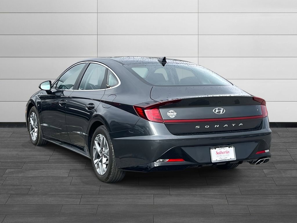 Used 2023 Hyundai Sonata SEL w/ Preferred Accessory Package image 5