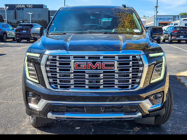 New 2026 GMC Yukon XL Denali w/ Sun & Power Step Package AWD/4WD image 3