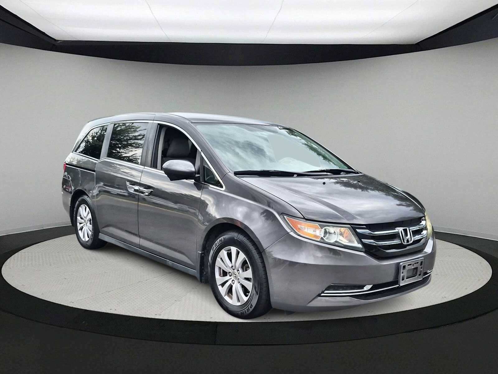 Used 2015 Honda Odyssey EX image 2