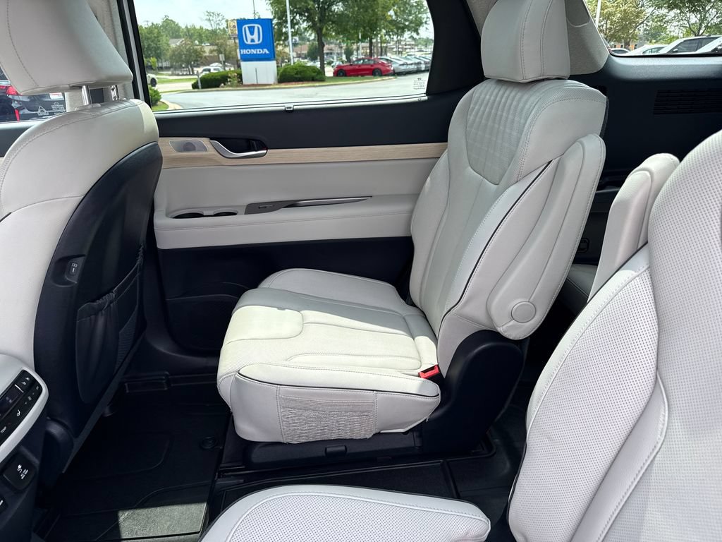 Certified 2024 Hyundai Palisade Limited AWD/4WD image 22