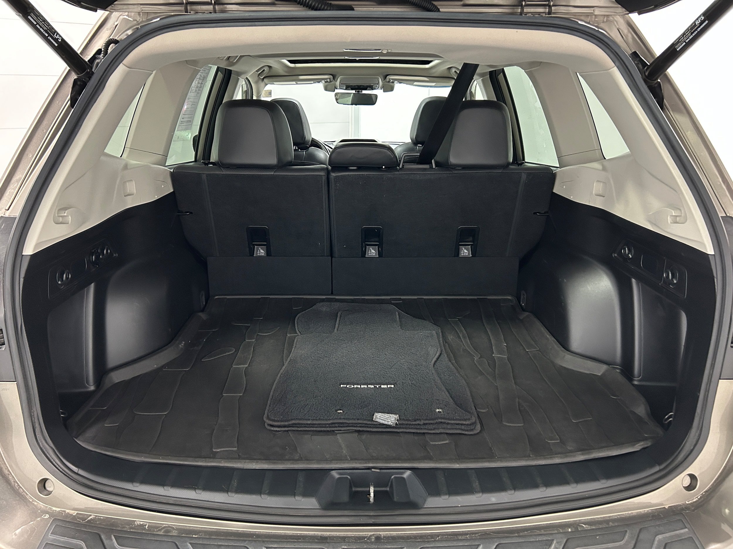 Used 2019 Subaru Forester Limited AWD/4WD image 32