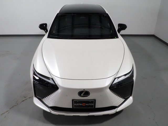 Used 2023 Lexus RZ 450e Luxury w/ Accessory Package (Z1) image 11