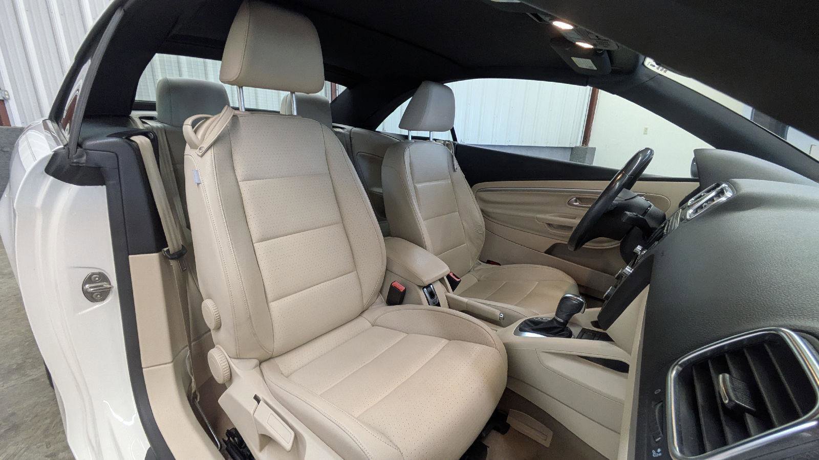 Used 2012 Volkswagen Eos Komfort image 5