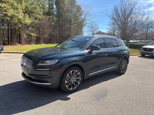 Used 2023 Lincoln Nautilus Reserve image 2