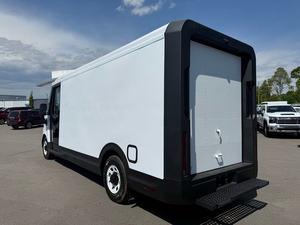 Used 2024 Chevrolet Brightdrop 600 w/ Commercial Equipment Package AWD/4WD image 2