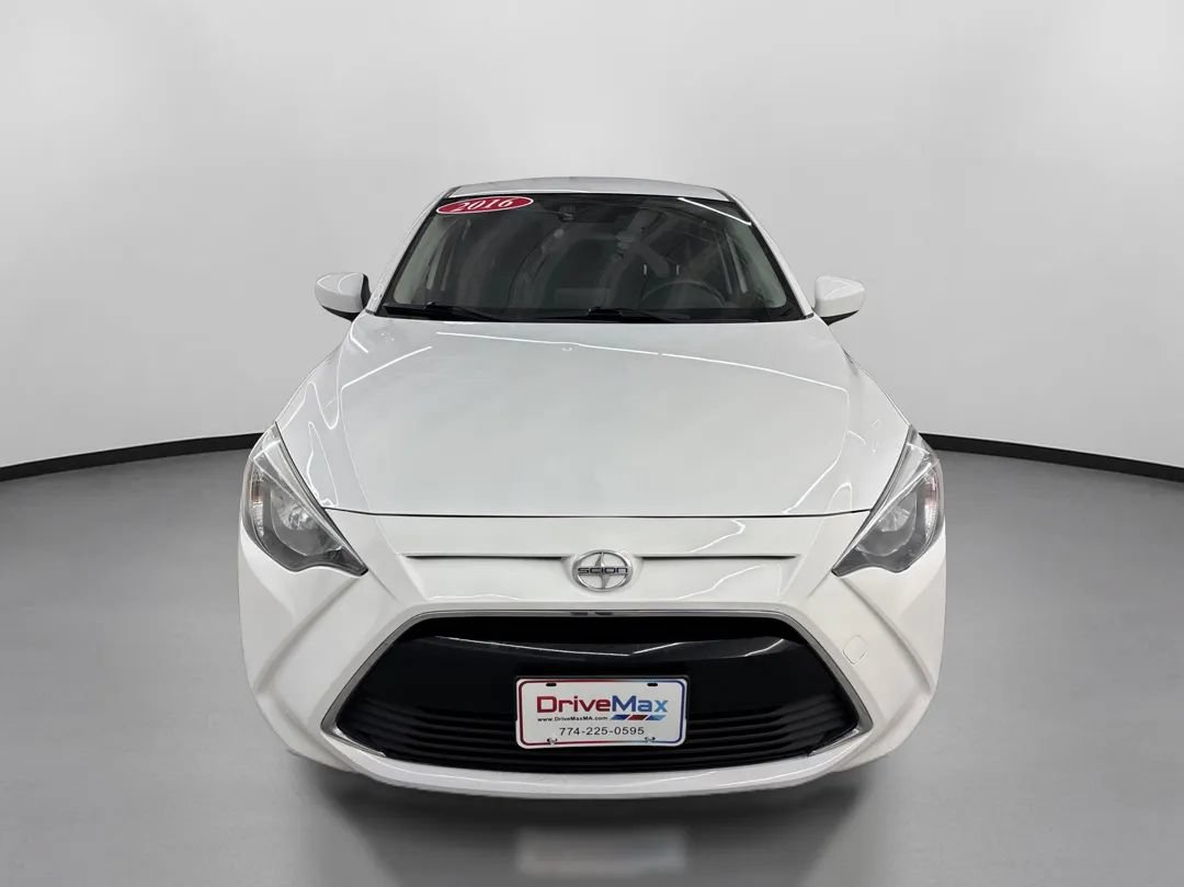 Used 2016 Scion iA FWD image 2
