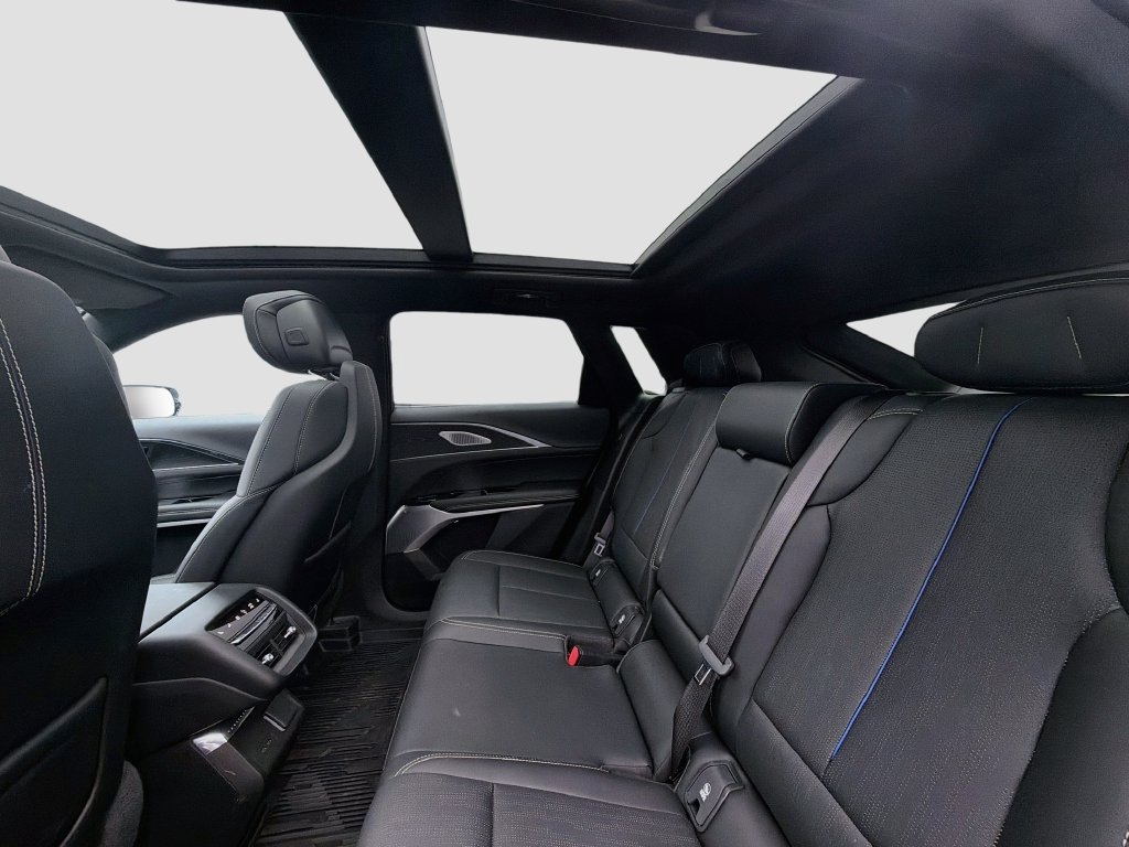 Certified 2025 Cadillac Lyriq Luxury w/ LPO, Floor Liner Package AWD/4WD image 26