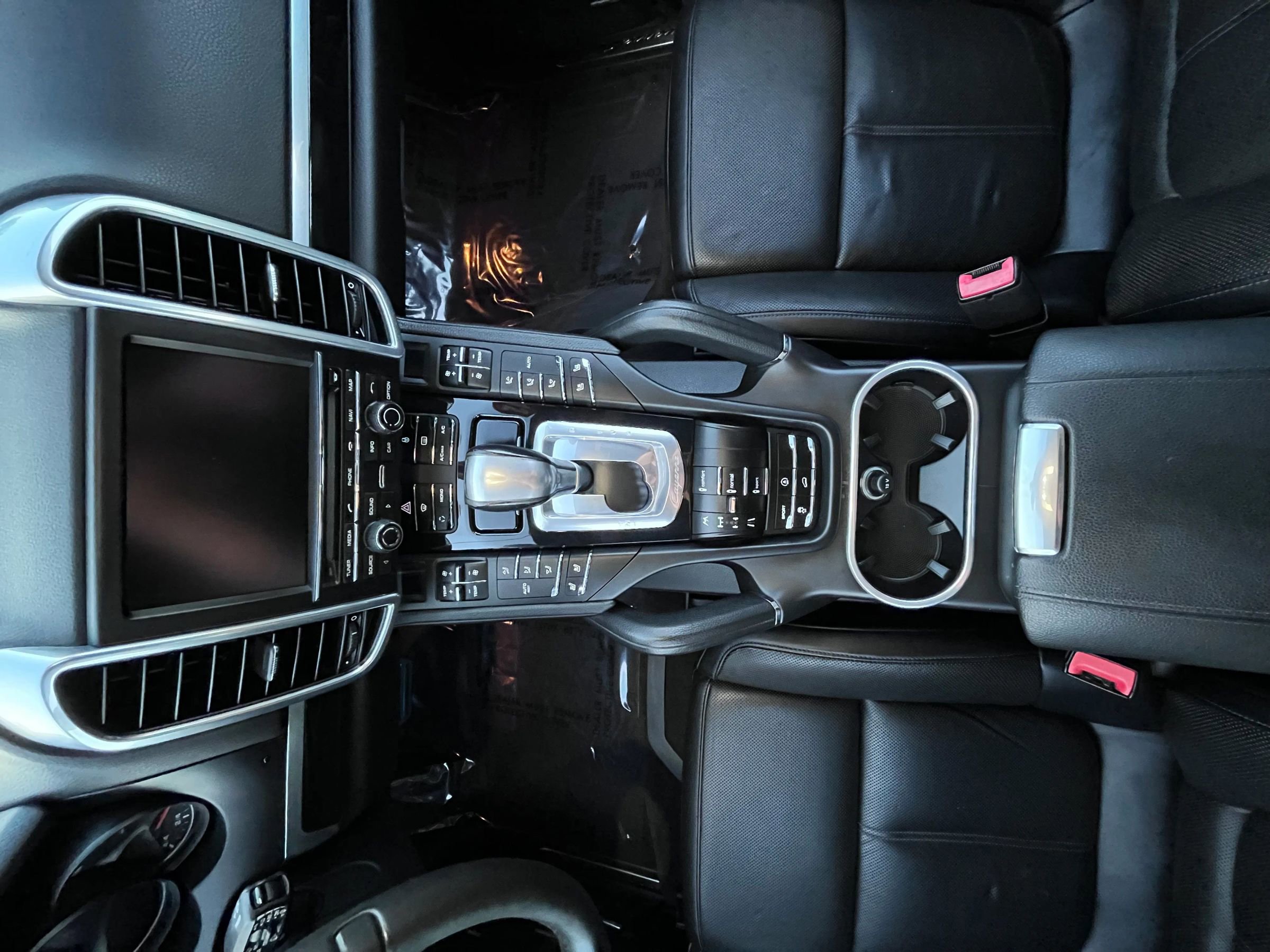 Used 2012 Porsche Cayenne S image 20