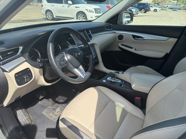 Certified 2019 INFINITI QX50 Essential w/ Proassist Package image 9