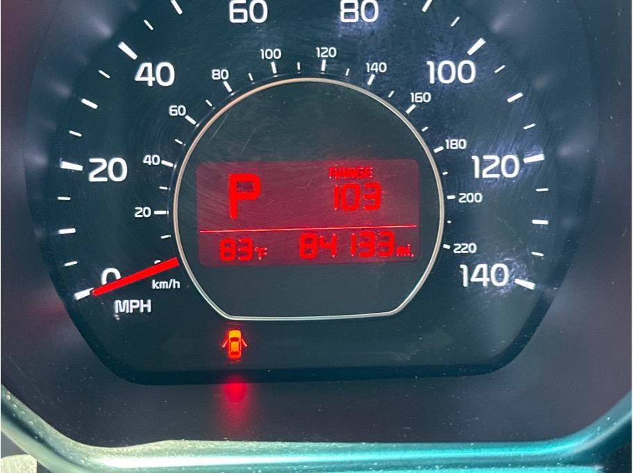 Used 2018 Kia Soul image 16