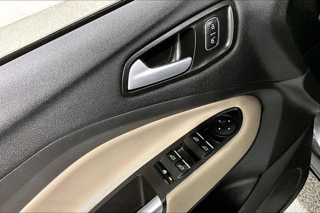 Used 2019 Ford Escape SEL w/ SEL Sport Appearance Package FWD image 46
