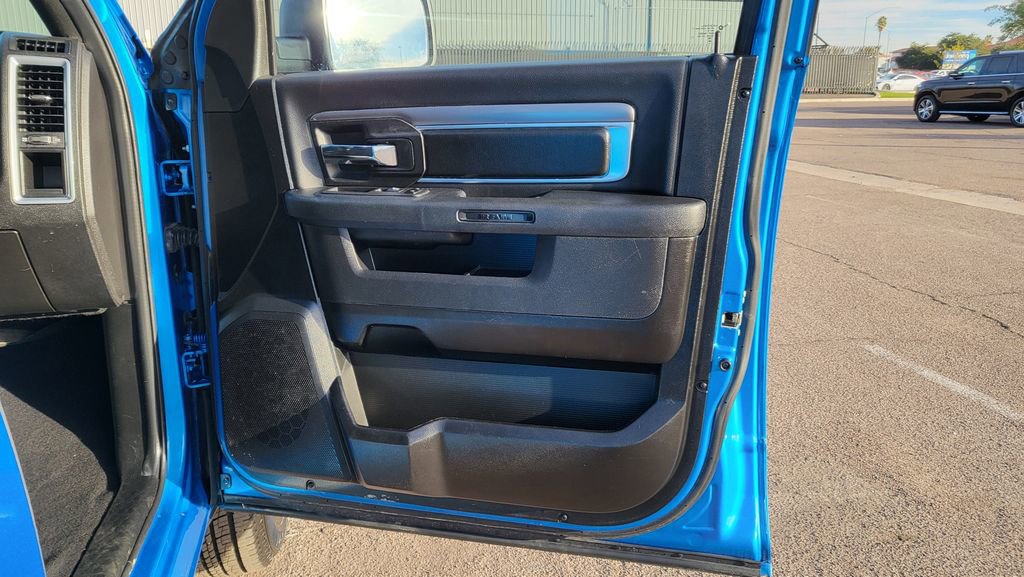 Used 2024 RAM 1500 Classic Warlock image 15