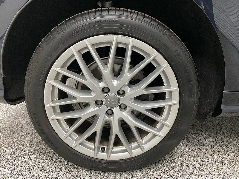 Used 2017 Audi Q5 2.0T Premium Plus w/ Technology Package image 24