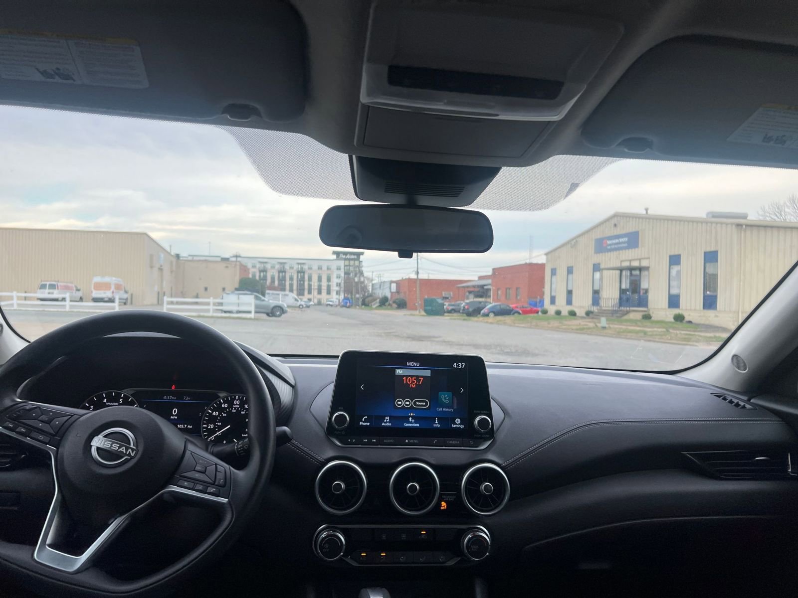 Used 2024 Nissan Sentra SV FWD image 31