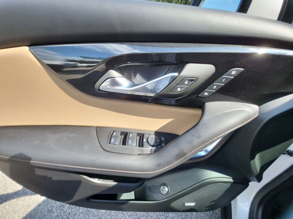 Certified 2025 Chevrolet Blazer Premier w/ Driver Confidence II Package image 28