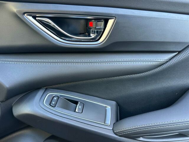 New 2025 Subaru Ascent Limited image 22