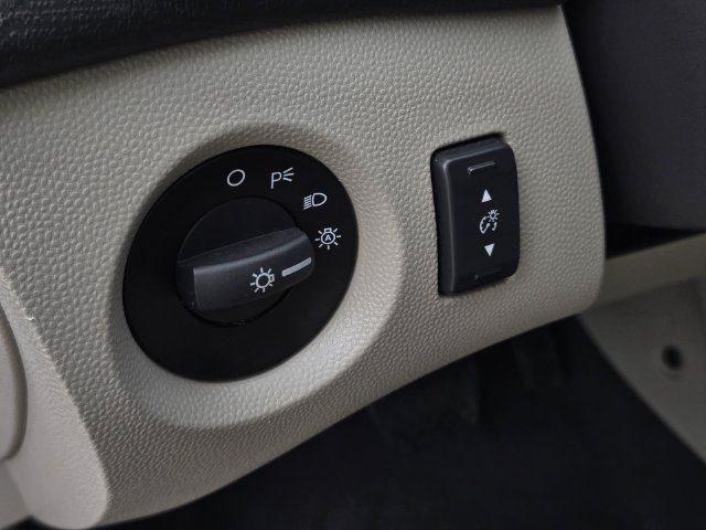 Used 2019 Ford Fiesta SE FWD image 18